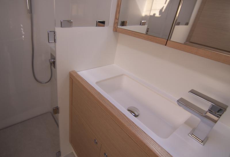 Book yachts online - catamaran - Lagoon 560 - Cool Change - rent