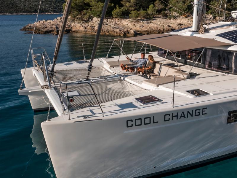 Book yachts online - catamaran - Lagoon 560 - Cool Change - rent