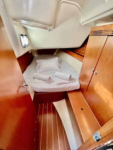 Book yachts online - sailboat - Dufour 34 - Nefeli - rent