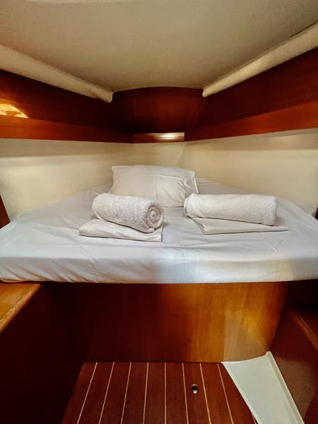 Book yachts online - sailboat - Dufour 34 - Nefeli - rent