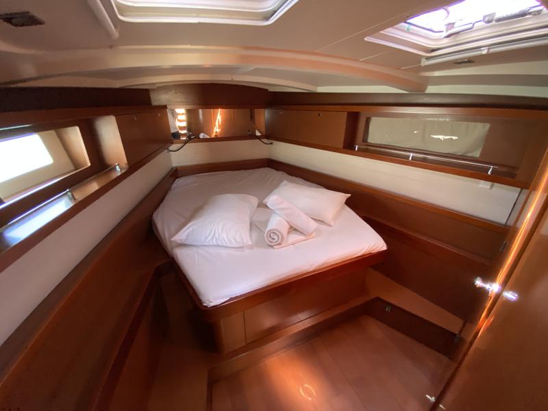 Book yachts online - sailboat - Oceanis 45/3 - Callidora - rent