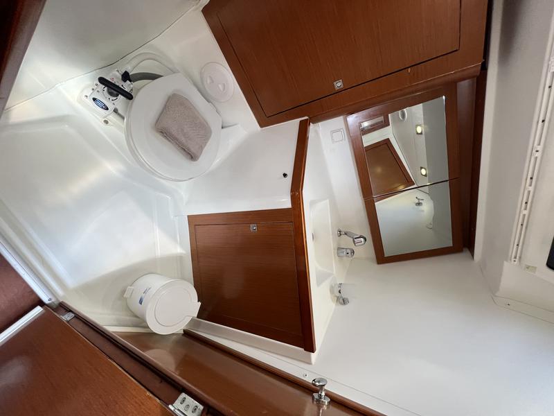 Book yachts online - sailboat - Oceanis 45 - Aurora - rent