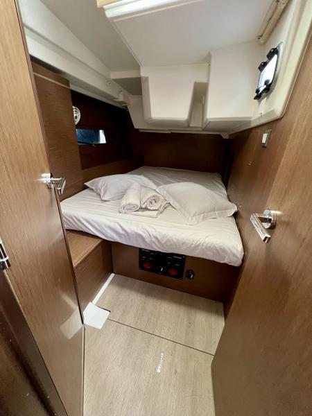 Book yachts online - sailboat - Oceanis 46.1 - Lena - rent