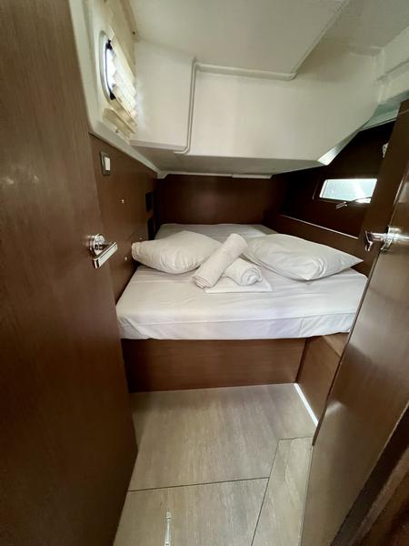 Book yachts online - sailboat - Oceanis 46.1 - Lena - rent