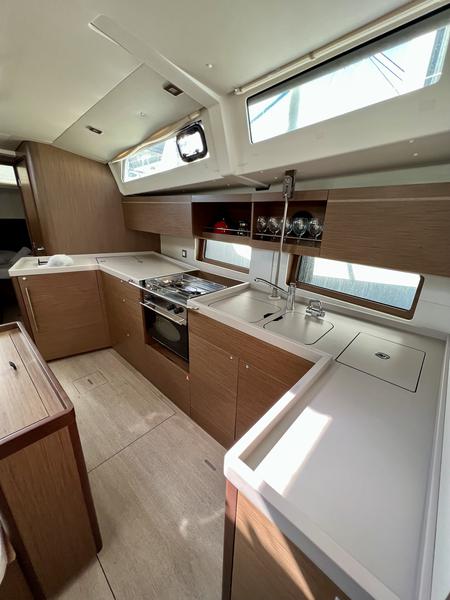 Book yachts online - sailboat - Oceanis 46.1 - Lena - rent