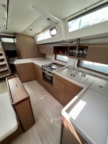 Book yachts online - sailboat - Oceanis 46.1 - Lena - rent