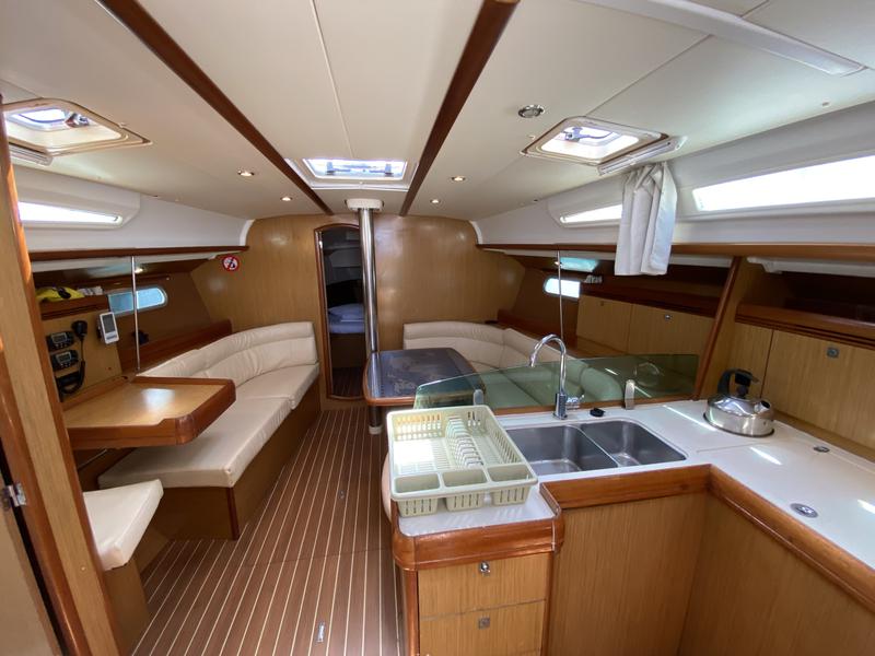 Book yachts online - sailboat - Sun Odyssey 42 i - Imagine - rent