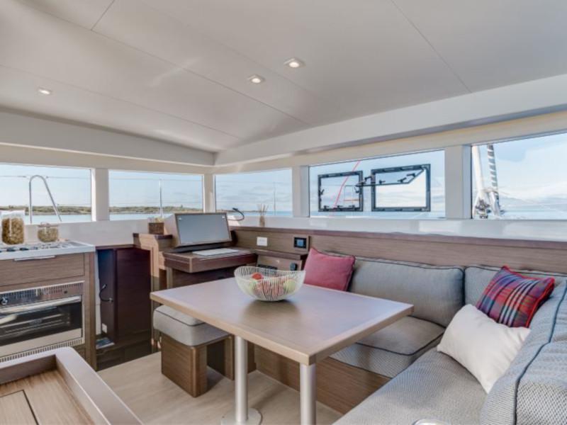 Book yachts online - catamaran - Lagoon 40 - Thor - rent