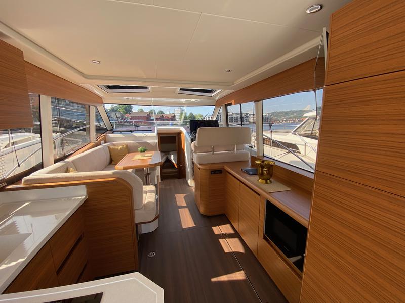 Book yachts online - motorboat - Greenline 39 - Kviteseid - rent