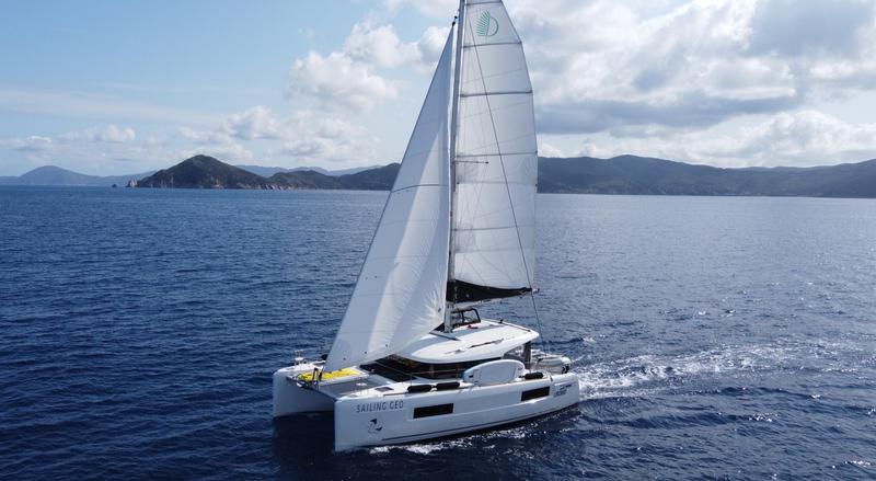 Book yachts online - catamaran - Lagoon 40 - Geo - rent