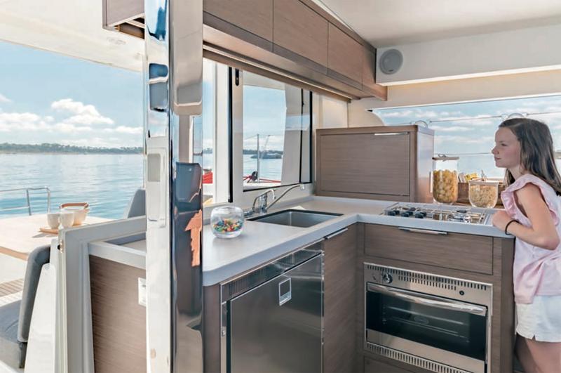 Book yachts online - catamaran - Lagoon 40 - Geo - rent