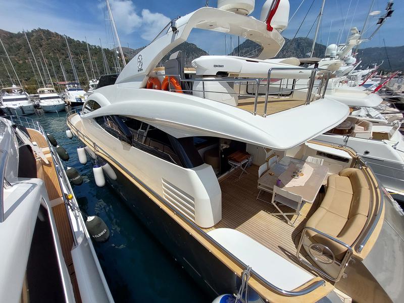 Book yachts online - motorboat - Evo Marine Deauville 760 - My Way  - rent