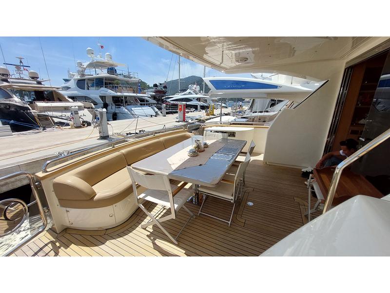 Book yachts online - motorboat - Evo Marine Deauville 760 - My Way  - rent