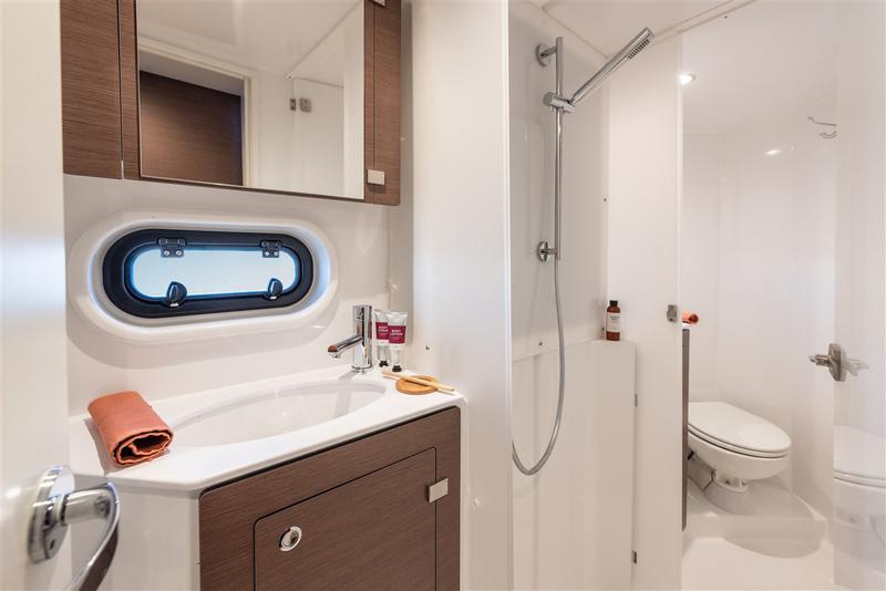 Book yachts online - catamaran - Bali 4.2 - Sah Mat - rent