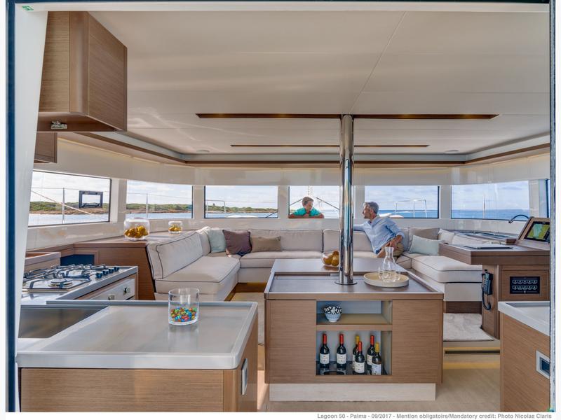 Book yachts online - catamaran - Lagoon 50 - Alchera - rent