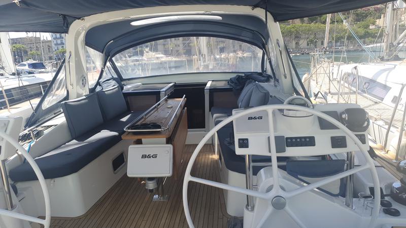 Book yachts online - sailboat - Oceanis 60 - Ultreya - rent