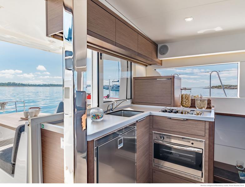 Book yachts online - catamaran - Lagoon 40 - Bubi - rent