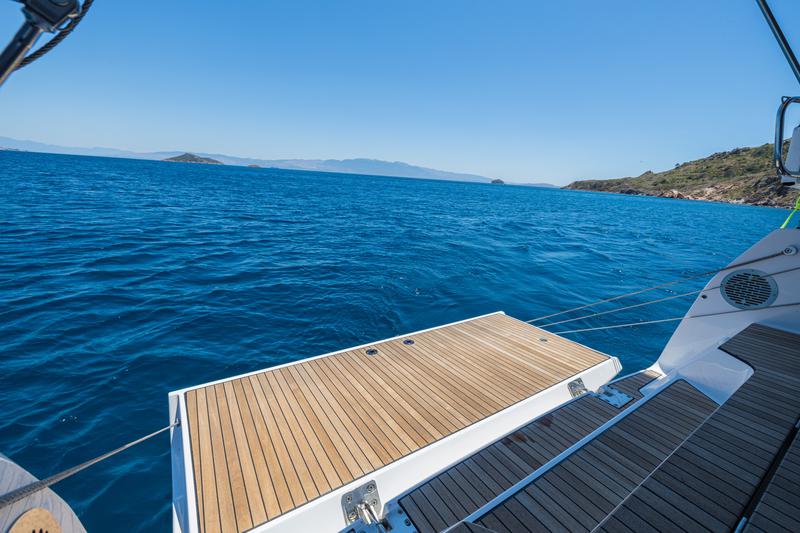 Book yachts online - sailboat - Bavaria Cruiser 46 - Just Be - rent