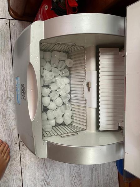 Book yachts online - sailboat - Bavaria 44 - Velero - rent