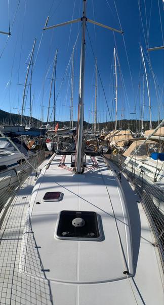 Book yachts online - sailboat - Sun Odyssey 42i - Miss Joy - rent
