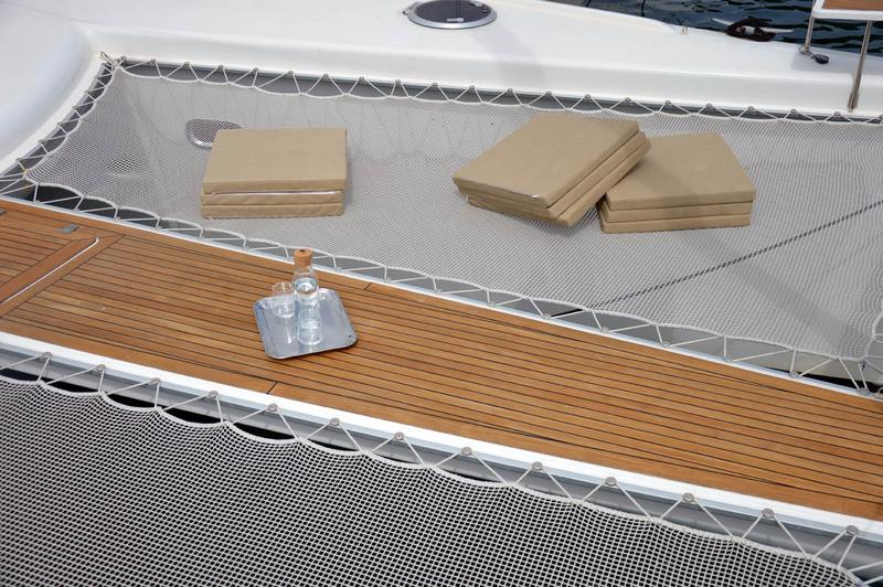 Book yachts online - catamaran - Eleuthera 60 - Whale - rent