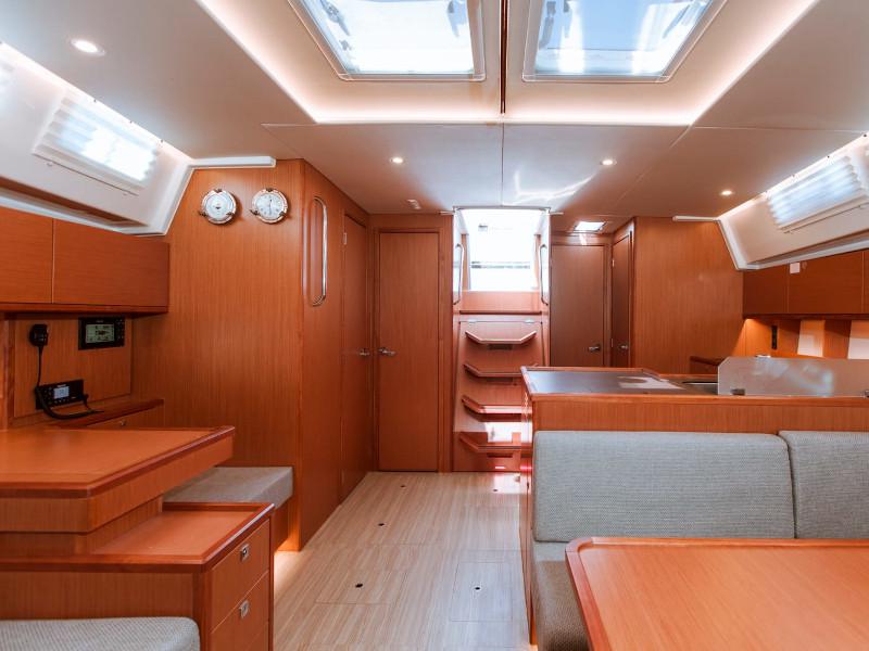 Book yachts online - sailboat - Bavaria C50 - CALIPSO - rent