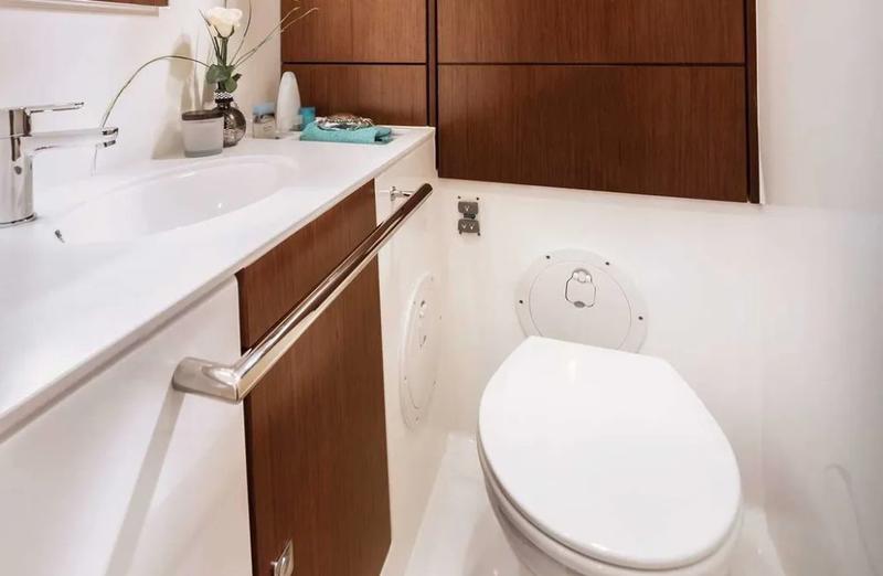 Book yachts online - sailboat - Bavaria Cruiser 46 Style - ADINA - rent