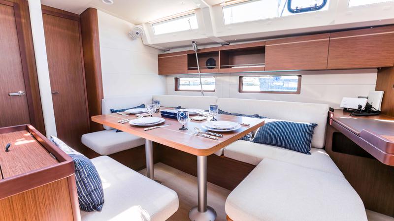 Book yachts online - sailboat - Oceanis 46.1 - Pamina - rent