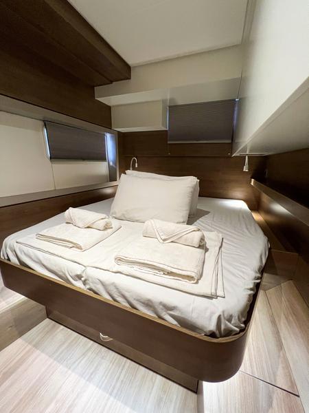 Book yachts online - catamaran - Bali 4.4 - ROSINA - rent