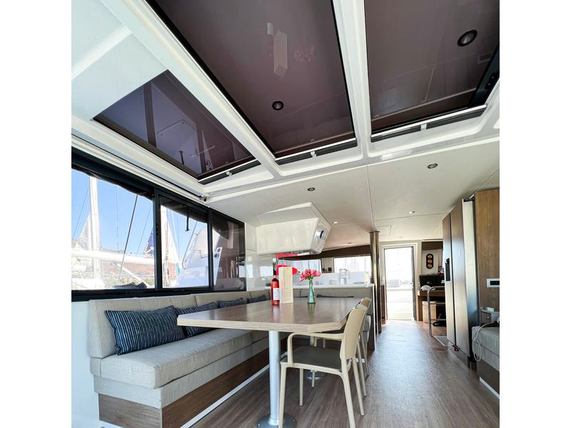 Book yachts online - catamaran - Bali 4.4 - ROSINA - rent