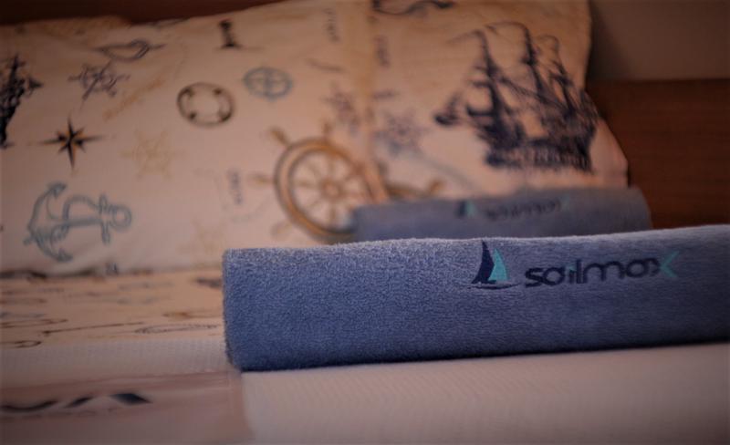 Book yachts online - sailboat - Dufour 430 Grand Large - Esperanza - rent