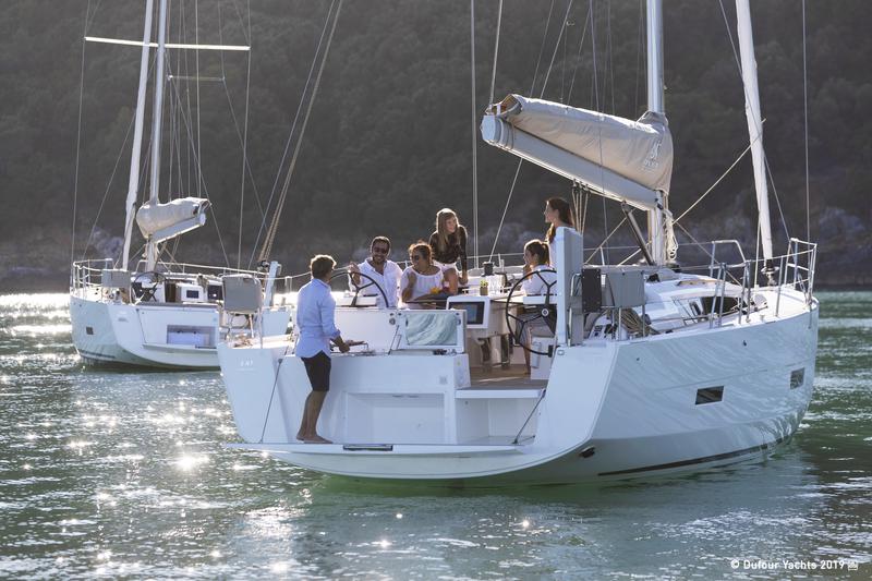 Book yachts online - sailboat - Dufour 430 Grand Large - Esperanza - rent