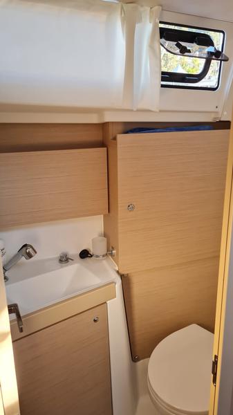 Book yachts online - sailboat - Oceanis 38.1 - TRITON 89 - rent