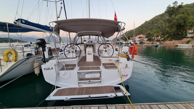 Book yachts online - sailboat - Oceanis 38.1 - TRITON 89 - rent
