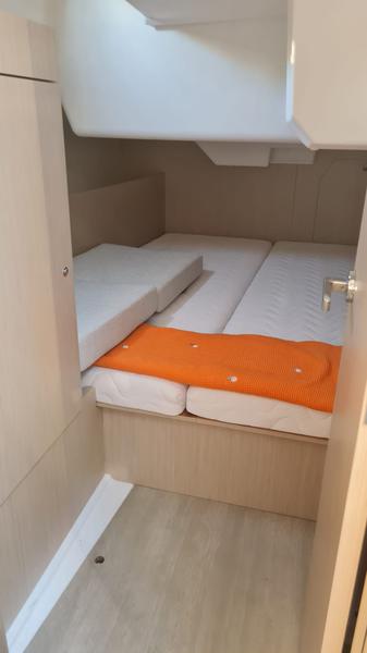 Book yachts online - sailboat - Oceanis 38.1 - TRITON 89 - rent