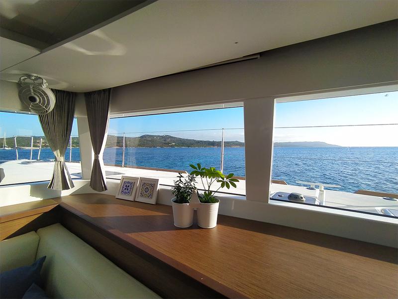 Book yachts online - catamaran - Lagoon 450F - Pollo - rent