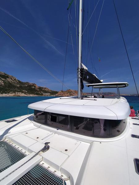 Book yachts online - catamaran - Lagoon 42 - Mare - rent