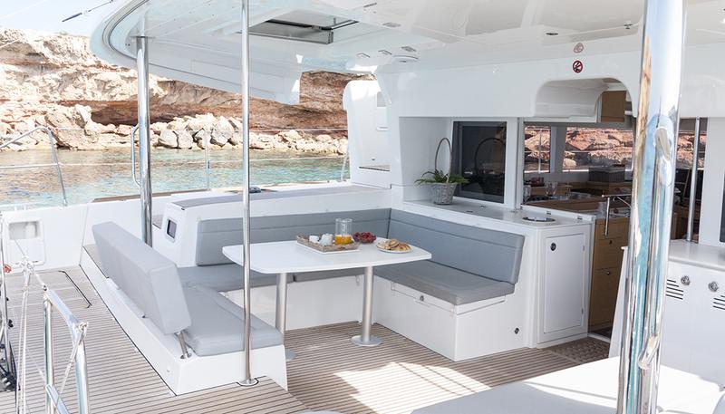 Book yachts online - catamaran - Lagoon 450 - Balok - rent