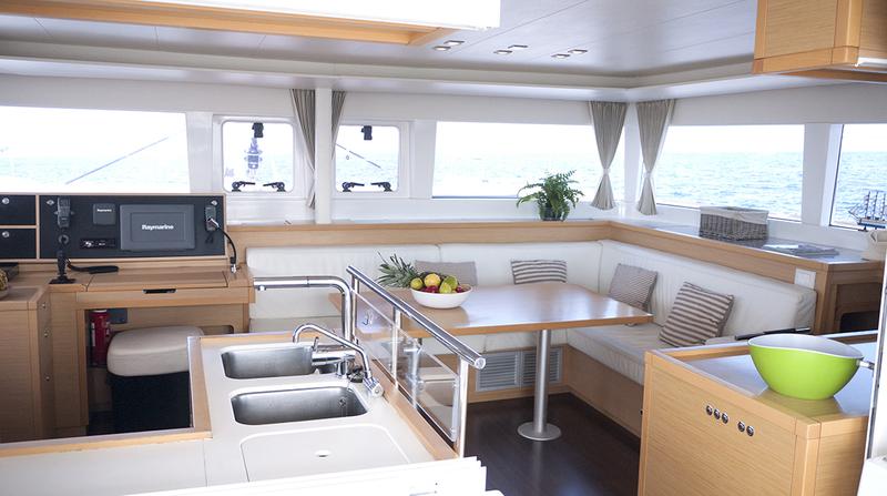 Book yachts online - catamaran - Lagoon 450 - Balok - rent