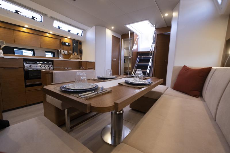 Book yachts online - sailboat - Hanse 460 - Gin Tonic - rent