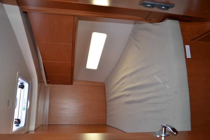 Book yachts online - sailboat - Bavaria C45 Holiday - BARBARA I - rent