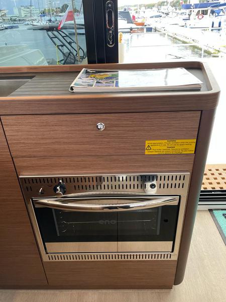 Book yachts online - catamaran - Lagoon 42 - JUTKA - rent