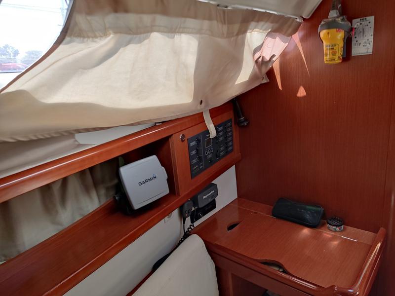 Book yachts online - sailboat - Oceanis 34 - Marilou - rent