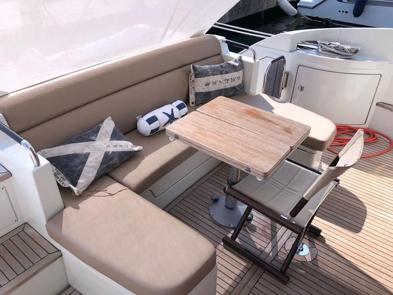 Book yachts online - motorboat - Azimut 43 S - Ambra - rent