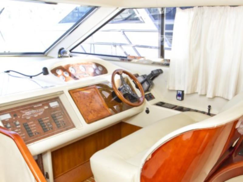 Book yachts online - motorboat - Princess 480 - Carpe Diem  - rent