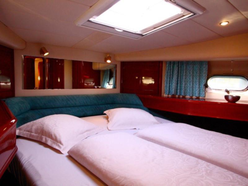 Book yachts online - motorboat - Princess 480 - Carpe Diem  - rent