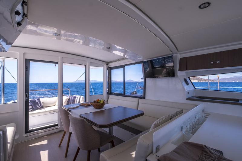 Book yachts online - catamaran - Bali Maxi Lounge 4.1 - My Dreams - rent
