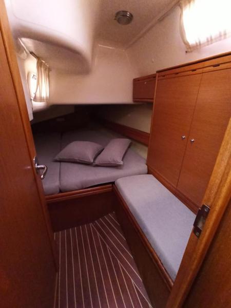 Book yachts online - sailboat - Bavaria 40 Cruiser - Santana  - rent