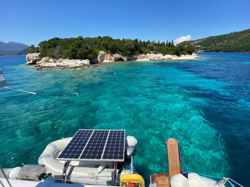 Book yachts online - catamaran - Lagoon 450F - AEROPI  |⛵ VIP, Skippered Only, Watermaker, Generator, AC, BBQ - rent