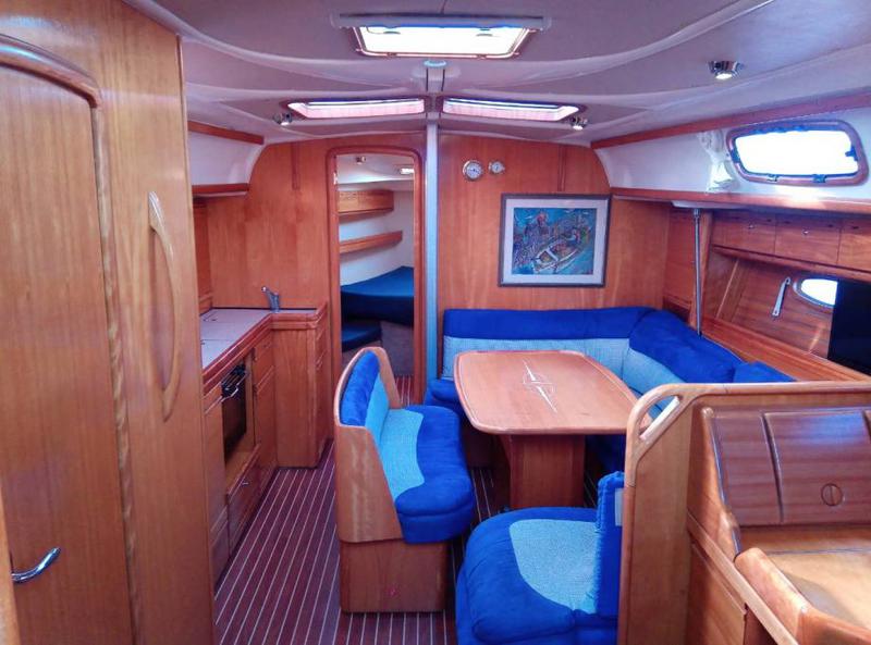 Book yachts online - sailboat - Bavaria 39 Cruiser - Kaštelet - rent